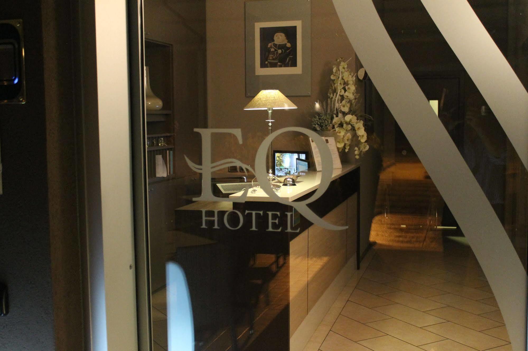 Eq Hotel Travagliato Exterior foto